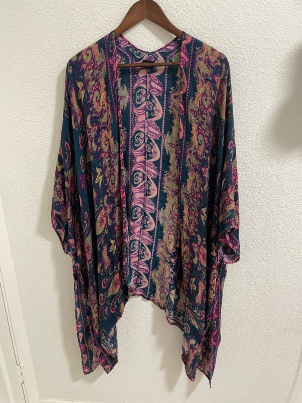 Anthropologie SAACHI Navy, Pink & Purple Paisley Open Cardigan